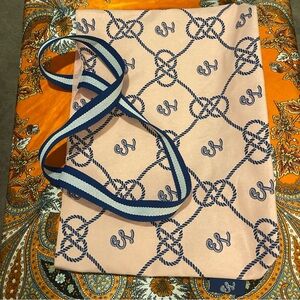 Estee lauder pink and navy Beach tote bag